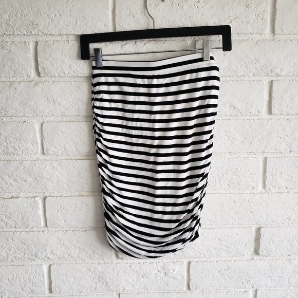 Black and White Striped Body Con Mini Skirt Sz M - Picture 1 of 3